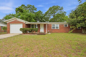 358 Coral Dr SW in Fort Walton Beach, FL - Building Photo - Building Photo