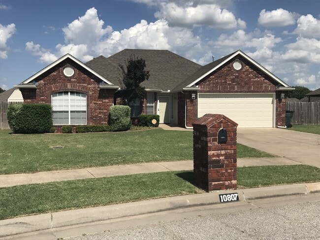 property at 10807 E 121st Ct N