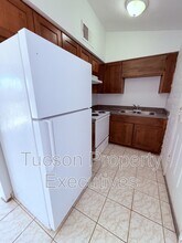 5752 S Park Ave in Tucson, AZ - Building Photo - Building Photo