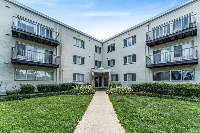 property at 1001 Chillum Rd