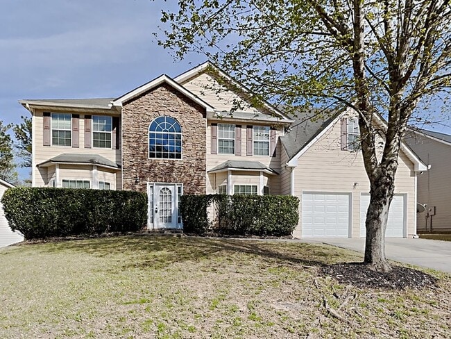 property at 7117 Cavender Dr SW