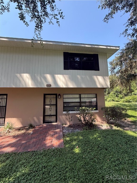 property at 9469 W Milwaukee Ct