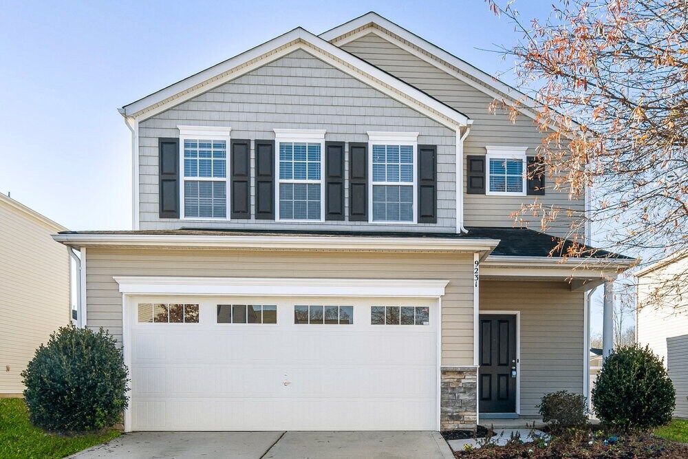 9231 Yellow Oak Rd in Charlotte, NC - Building Photo