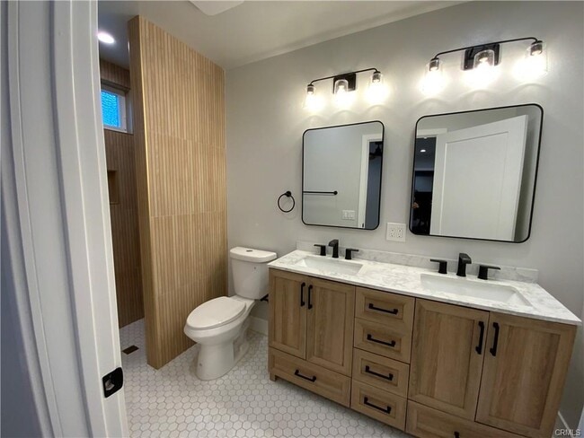 property at 5608 Palos Verdes Blvd