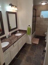 2223 Greencove Ln in Sugar Land, TX - Building Photo - Building Photo