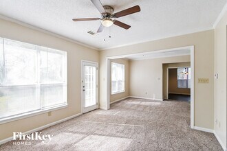 8141 Walnut Valley Cove in Memphis, TN - Foto de edificio - Building Photo