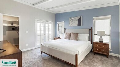 5272 Tamarus St, Unit 5276D in Las Vegas, NV - Building Photo - Building Photo