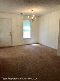 108 Pine Ridge Ln photo'