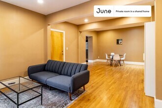 Room in Shared 4 bed/2 bath home in Boston, MA - Building Photo - Building Photo