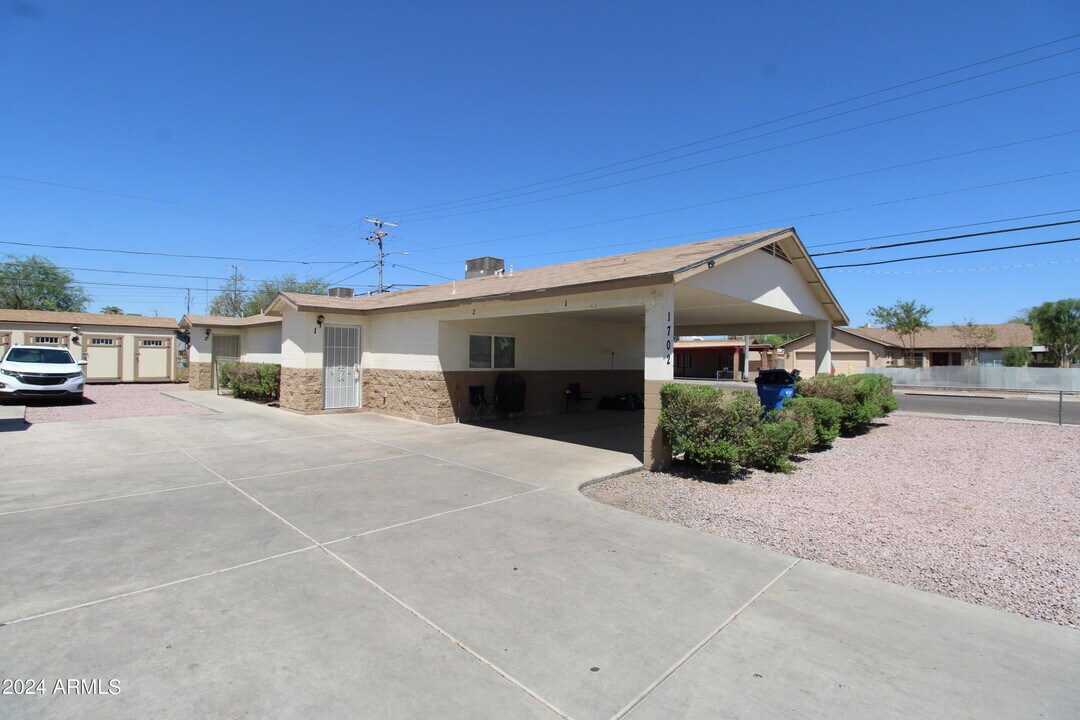 1702 S 4th St-Unit -2 in Phoenix, AZ - Building Photo