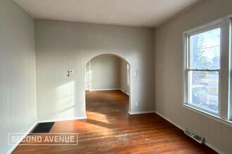 154 W Lebanon St in Nashville, IL - Building Photo - Building Photo