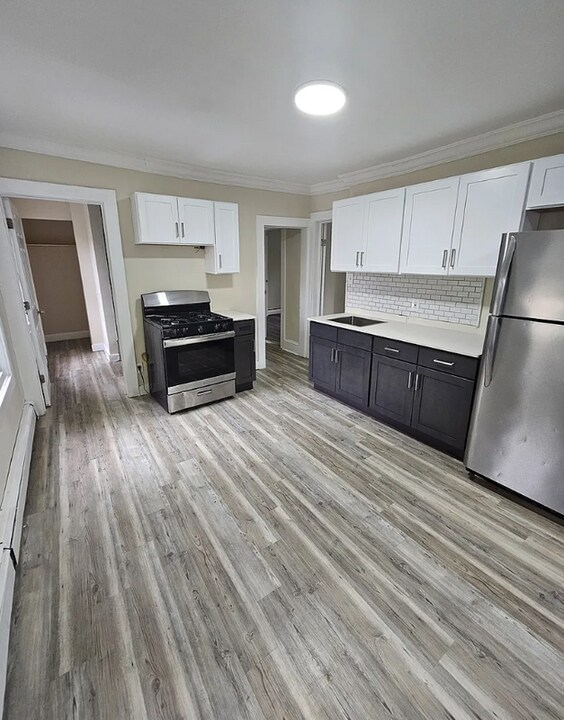 87 Garfield Ave in Paterson, NJ - Building Photo
