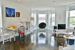 2450 N Milwaukee Ave, Unit 2 in Chicago, IL - Building Photo