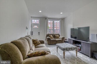 851 Washington Blvd in Baltimore, MD - Building Photo - Building Photo