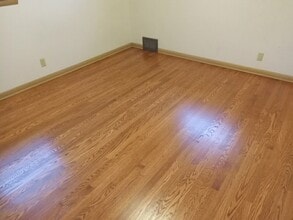 12210 W North Ave, Unit 2 in Wauwatosa, WI - Building Photo - Building Photo