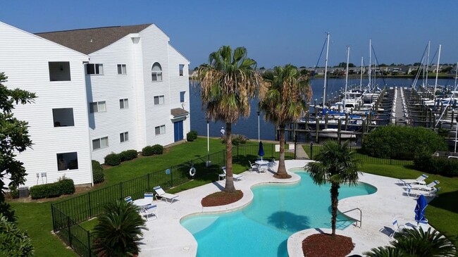 property at 1490 Harbor Dr