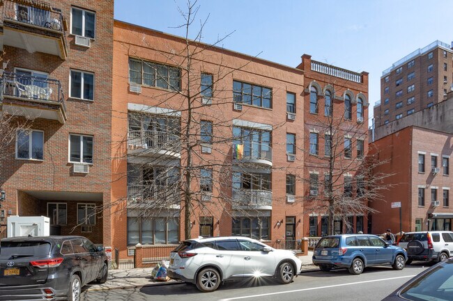 377 Baltic St in Brooklyn, NY - Building Photo - Building Photo