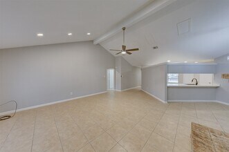 16926 Manowar Ln in Friendswood, TX - Building Photo - Building Photo