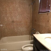 1580 West Ave in Miami Beach, FL - Building Photo - Building Photo