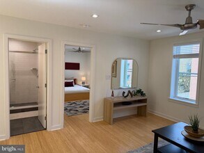 1302 S 18th St-Unit -2 in Philadelphia, PA - Building Photo - Building Photo