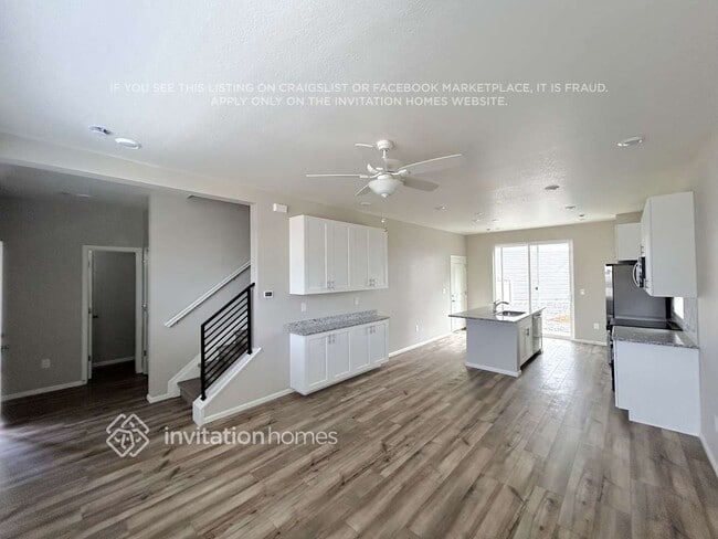 3397 Streamwood Dr in Johnstown, CO - Foto de edificio - Building Photo