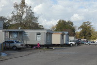 6594 College St in Beaumont, TX - Foto de edificio - Building Photo