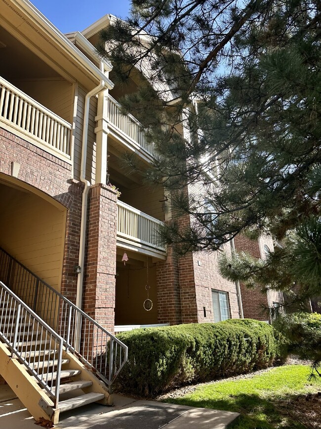 property at 1671 W Canal Cir