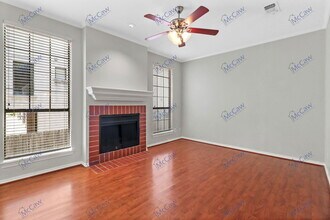 4141 Hyer St in Dallas, TX - Building Photo - Building Photo