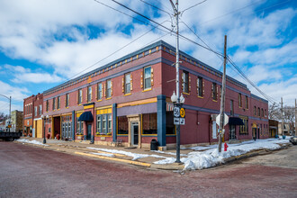 106 W Santa Fe Ave in Burlingame, KS - Building Photo - Building Photo