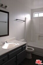 12100 Birch Ave in Hawthorne, CA - Building Photo - Building Photo