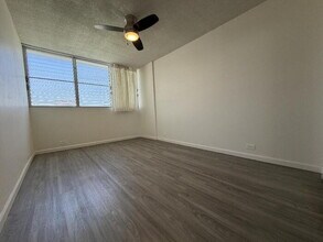 1125 Young St in Honolulu, HI - Building Photo - Building Photo