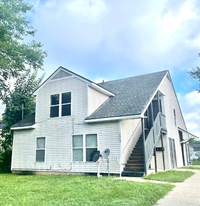 2433 Slevin St in Louisville, KY - Building Photo
