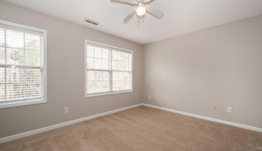 2200 Mountain Mist Ct in Raleigh, NC - Building Photo - Building Photo