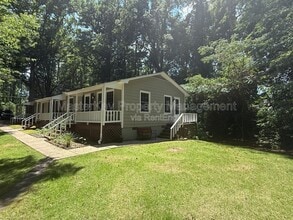 345 Byrum St in Cary, NC - Building Photo - Building Photo