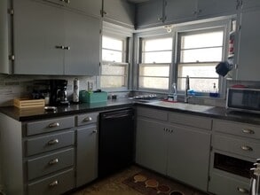 836 W Knapp Ave in Stillwater, OK - Building Photo - Building Photo