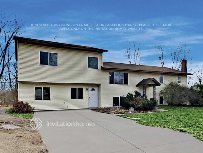 property at 11796 191st Ave NW