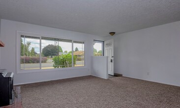 10100 NW 23rd Ave in Vancouver, WA - Building Photo - Building Photo