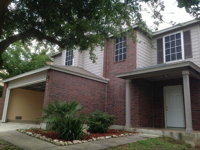 6614 Buckhorn Cliff in San Antonio, TX - Building Photo - Building Photo