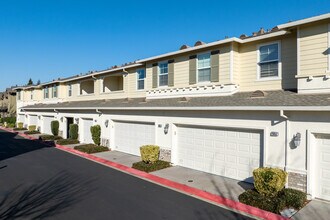 Crossings at Eden Shores in Hayward, CA - Building Photo - Building Photo