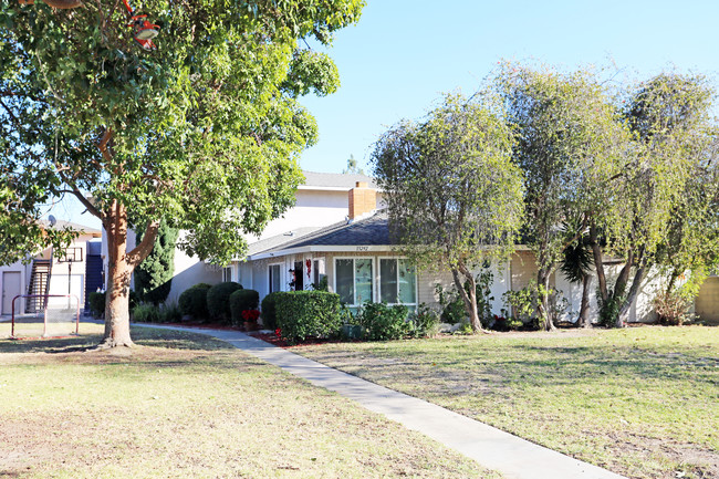 13292 Verde St in Garden Grove, CA - Building Photo - Building Photo