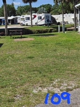 1073 Old Lakeport Rd NW in Moore Haven, FL - Building Photo - Building Photo