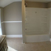 620 N Galena Ave in Dixon, IL - Building Photo