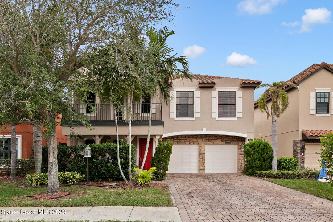 634 Mission Bay Dr in Satellite Beach, FL - Building Photo