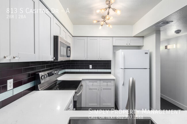 813 S Casitas Dr in Tempe, AZ - Building Photo - Building Photo