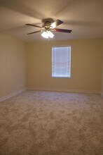 35 Concord Rd in Crawfordville, FL - Foto de edificio - Building Photo