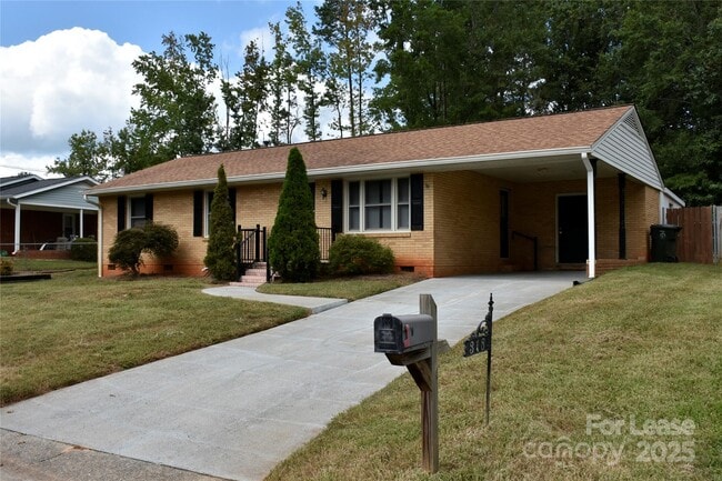 318 Fulton St in Kings Mountain, NC - Building Photo - Building Photo