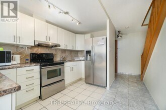 900-900 Dynes Rd in Ottawa, ON - Building Photo - Building Photo