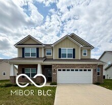 1105 Bent Br Ln in Greenwood, IN - Building Photo