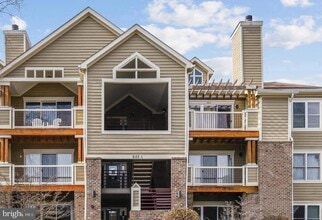 605 Admiral Dr, Unit 202 in Annapolis, MD - Building Photo - Building Photo