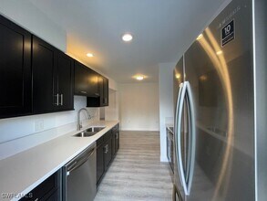 2078 Crawford St in Ft. Myers, FL - Building Photo - Building Photo